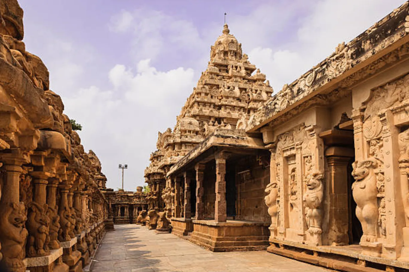 Kanchipuram street or temple scene