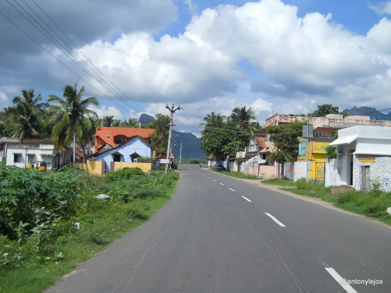 Kanyakumari street or temple scene